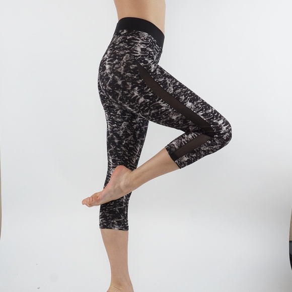 Super soft Leggings with mesh cp11-02 - Picture 2 of 5